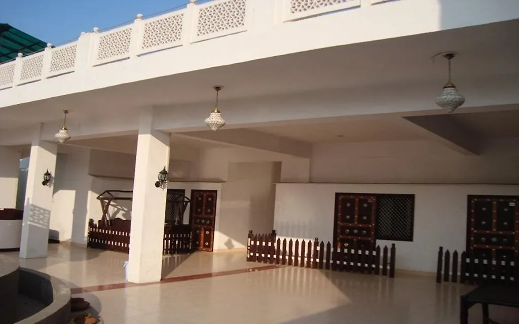 Hotel Dawat Palace Agra